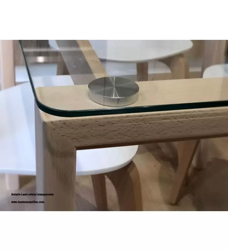 mesa-comedor-transparente-nordica