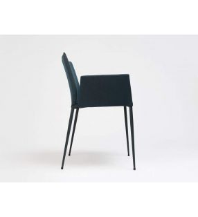 silas-brazos-tapizadas-salon