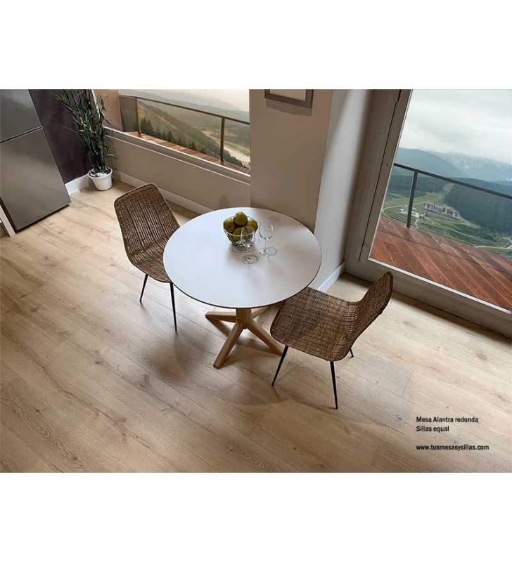 Table ronde en bois massif Alantra avec pied pour cuisine ou salle à manger  - 3