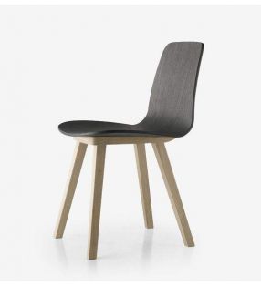 Chaise Kuskoa avec Pieds et Assise en Bois de Chêne par Alki  - 1