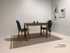 Table fixe avec plateau en dekton et pieds en chêne massif ou bois de hêtre  - 4