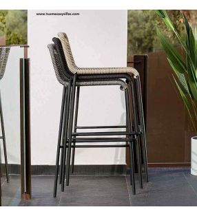 taburetes-altos-apilables-terrazas