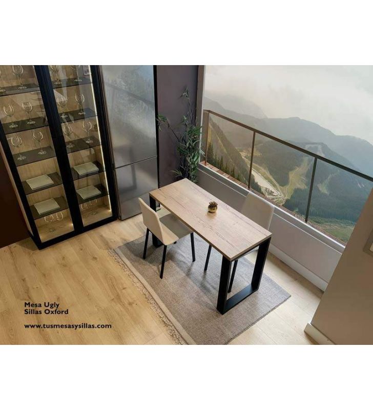 table-de-cuisine-etroite-allongee