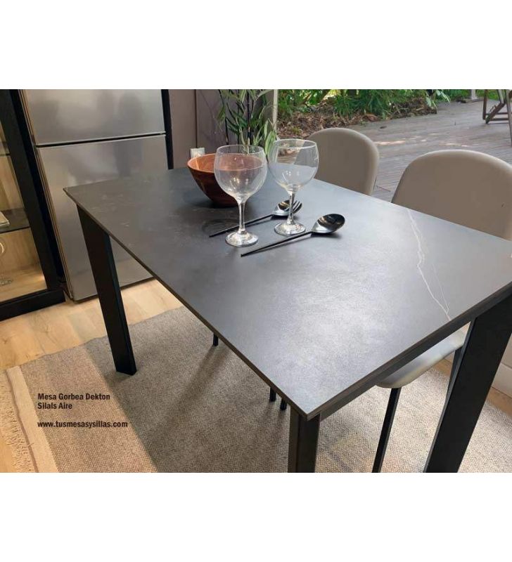 Table extensible avec plateau Dekton et longueur de 140 cm Gorbea  - 9