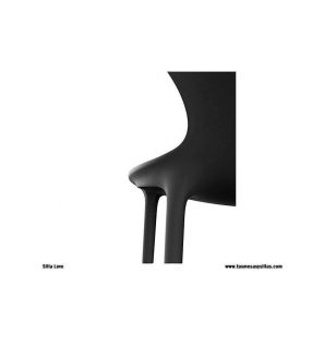 Silla Love para terraza e interior apilable, ligera y de diseño sostenible  - 11