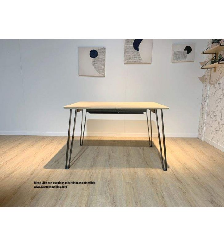 Table Libe au design moderne et aux coins arrondis extensible jusqu'à 3 mètres  - 3