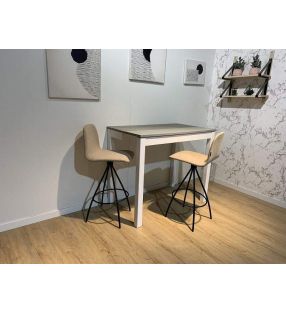 Mesas-altas-estrechas-Dekton