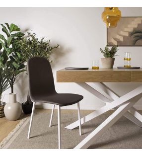 table-de-salle-a-manger-pieds-inclines