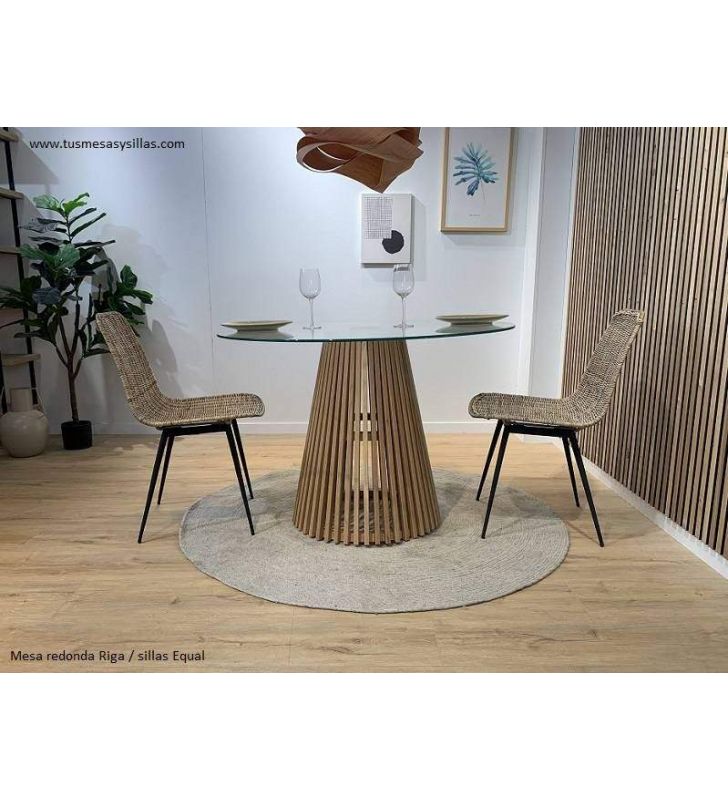 Table ronde Riga avec plateau en verre transparent et pied en chêne  - 2