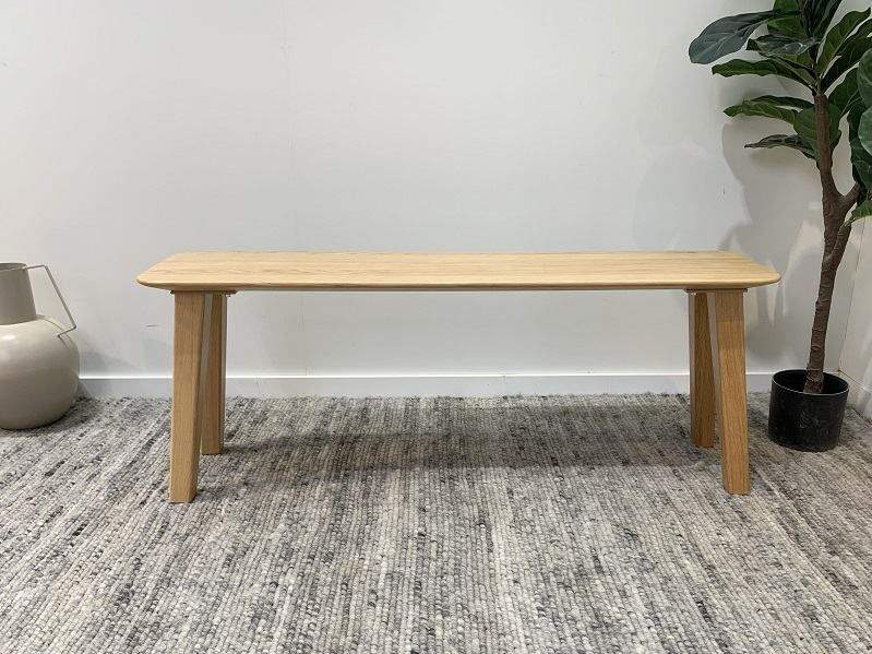 Banco corrido en madera maciza de roble de diseño nórdico moderno - 1