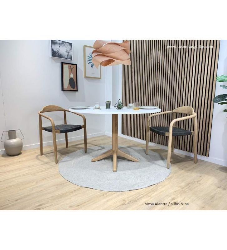 tables-ovales-bois-blanc