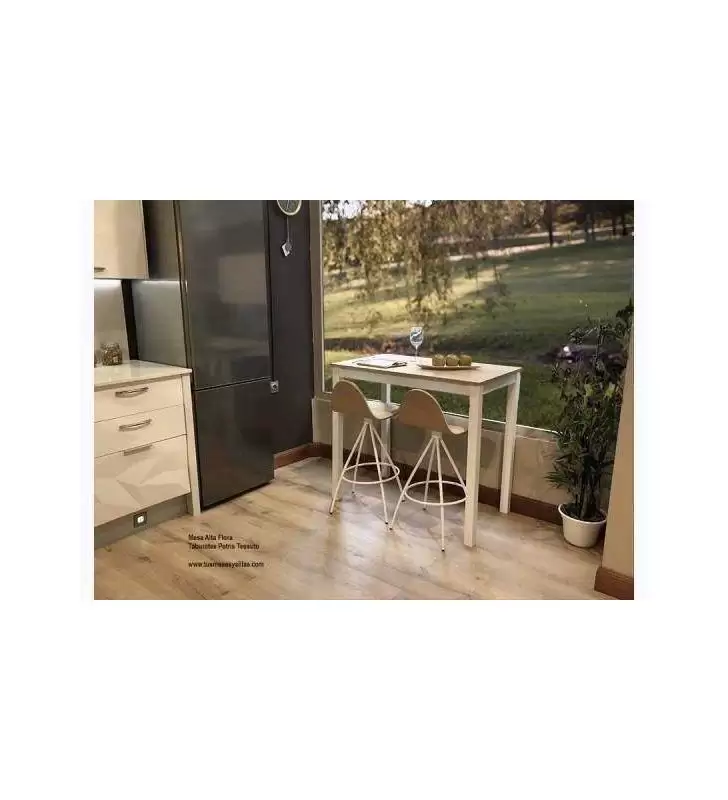 table-flore-tabourets-petris