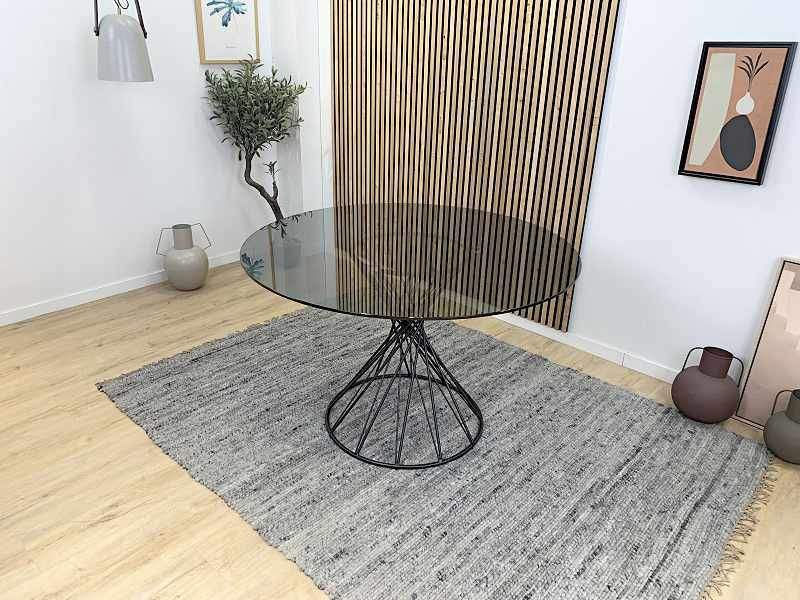 mesa-redonda-cristal-ahumado