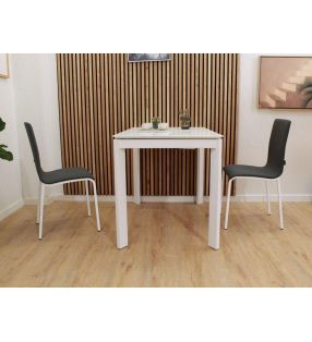 tables-extensibles-collees-au-mur