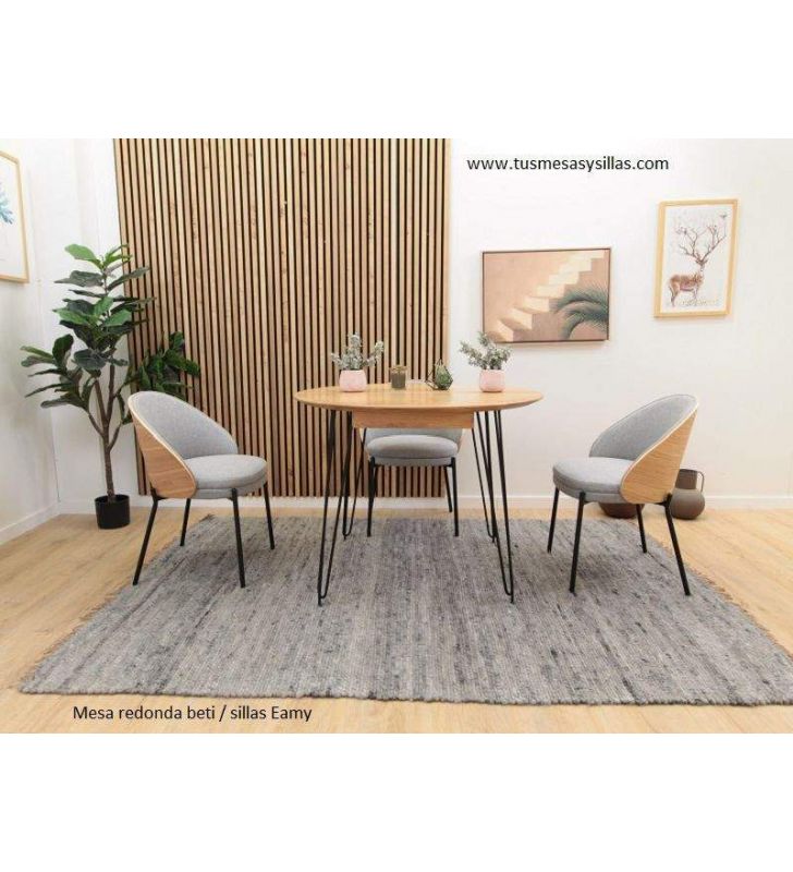 Table ronde en stock avec plateau en bois massif de style vintage  - 7