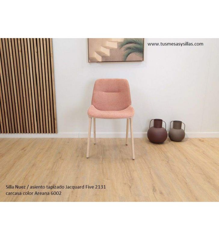 chaise-pieds-noyer-bois