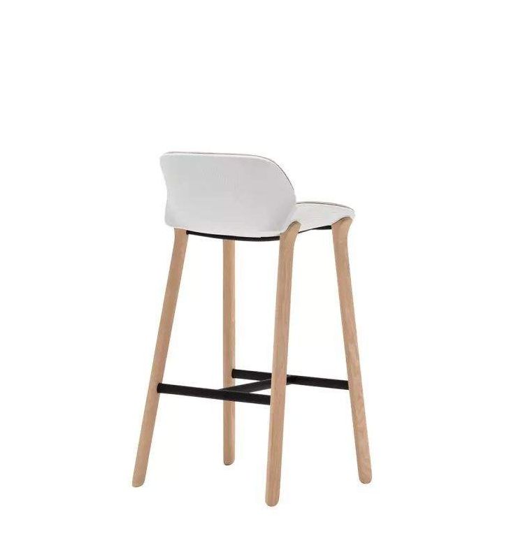 Tabouret-noyer-bq2775