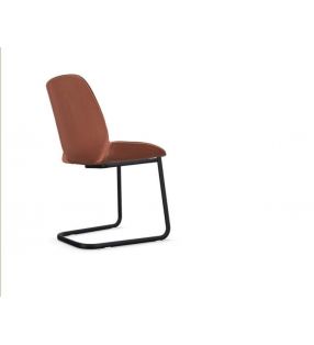 chaises-rembourrees-noyer-pieds-metal