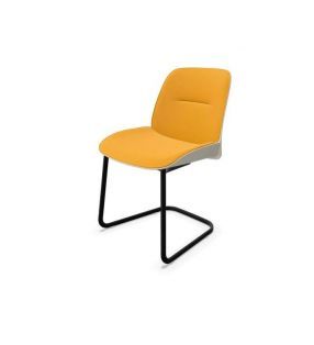 chaises-couleur-noyer-moutarde