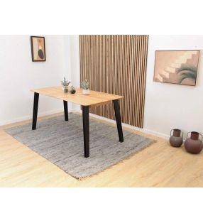 tables-de-cuisine-en-bois-massif