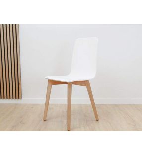 chaise-de-cuisine-de-style-nordique