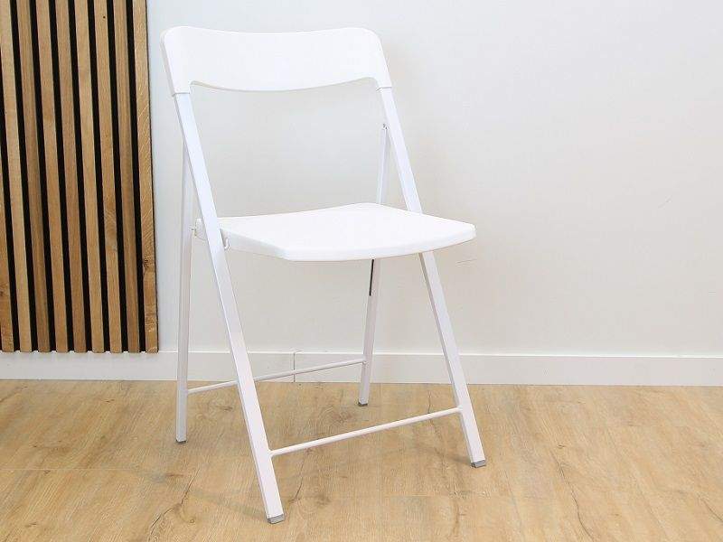 sillas-que-ocupan-poco-espacio