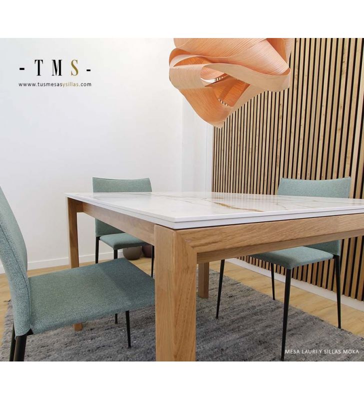 Mesa de comedor con patas de madera y encimera Dekton
