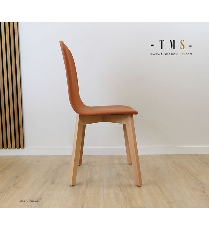 chaise-de-salle-à-manger-rembourrée-terre cuite-pieds-en-bois