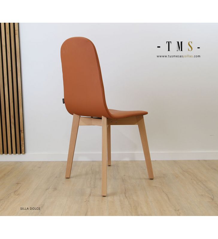 chaise-de-salle-à-manger-rembourrée-et-pieds-en-bois