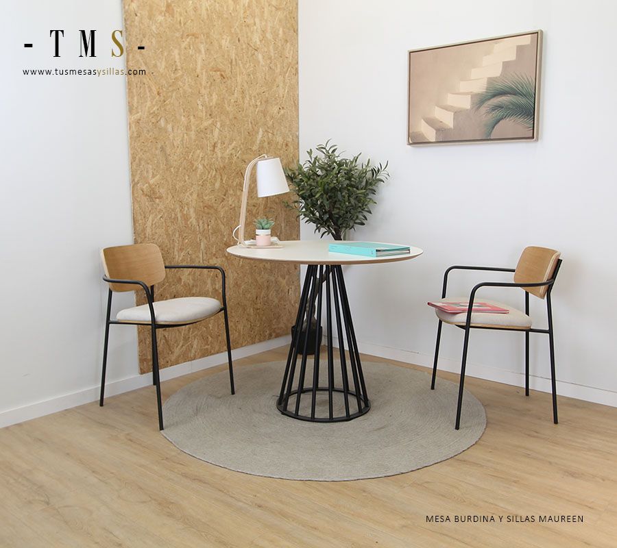 mesa-pequeña-para-rincón-de-lectura