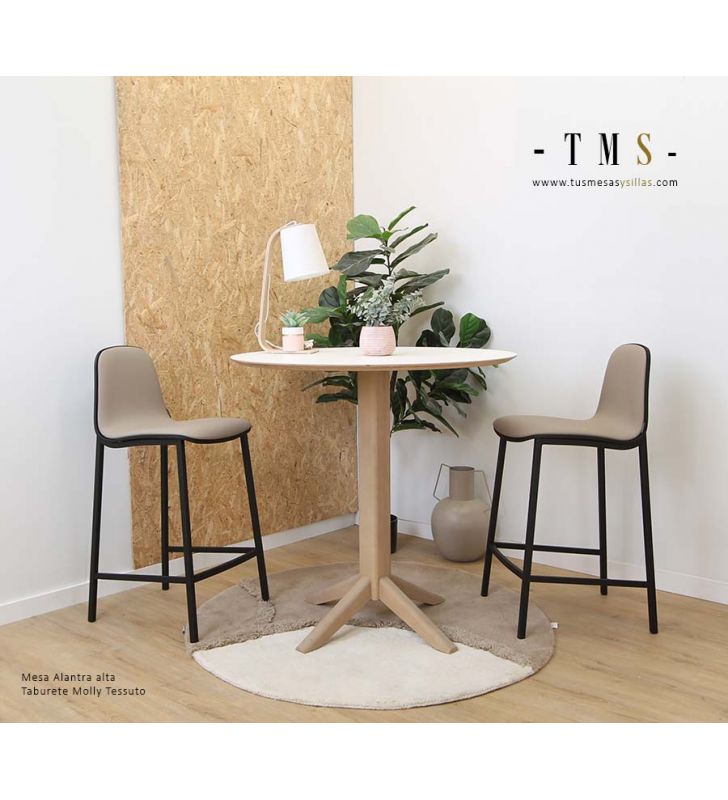 tabouret-haut-beige-et-noir