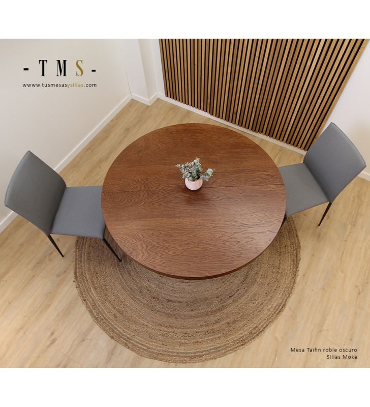 mesa-redonda-de-comedor-color-roble-oscuro mesa-redonda-de-comedor-color-roble-oscuro
