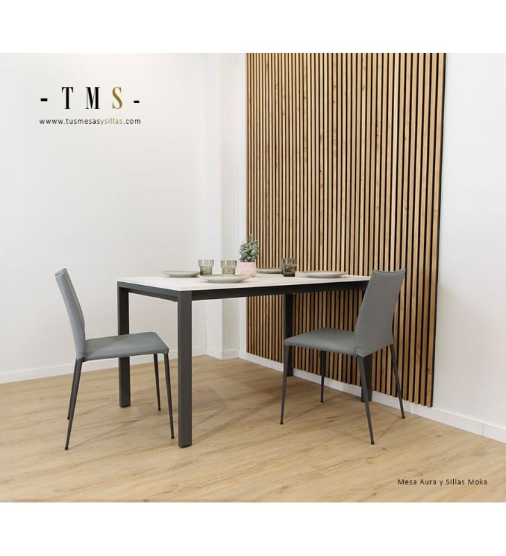 Aura-table-avec-pieds-rectangulaires-3x6cm