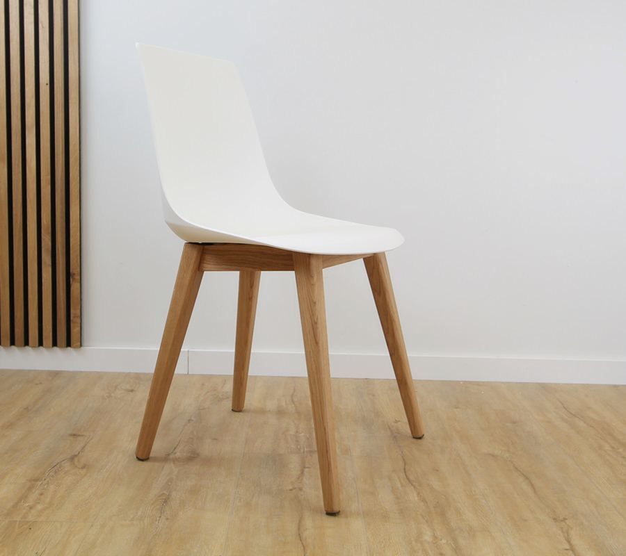 Silla-Antia-blanco-roble [Foto real]