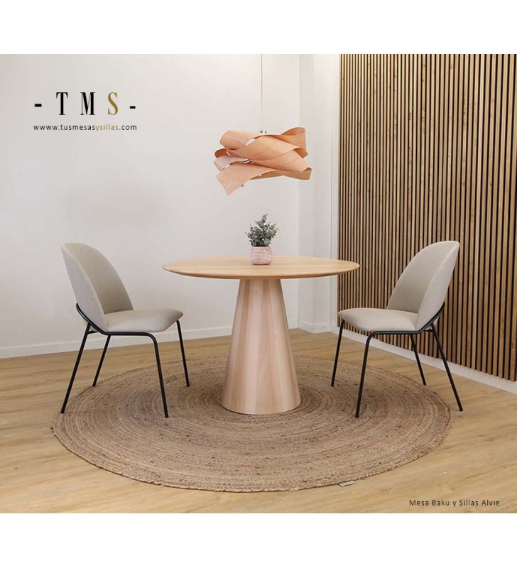 mesa-de-comedor-de-madera-maciza