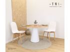 table-en-bois-blanc-et-verni