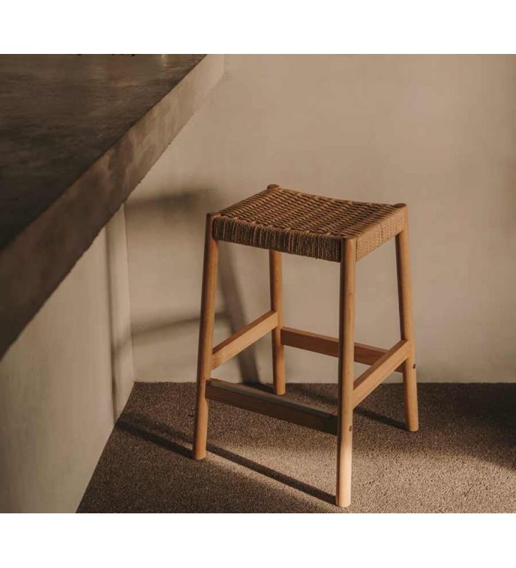 Taburetes-sin-respaldo-madera