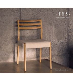 Silla-cudia-de-madera-de-roble-acabado-natural