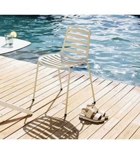 Sillas-para-piscina-apilables-enea