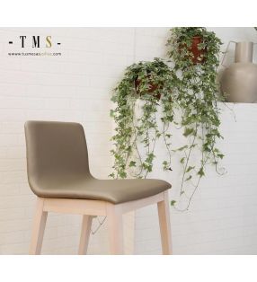 Banquetas-mostrador-cocina-madera