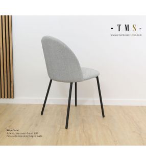 chaise-de-salle-à-manger-étroite-et-confortable