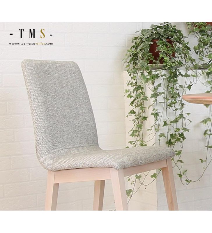 tabouret-de-comptoir-haut-rembourré