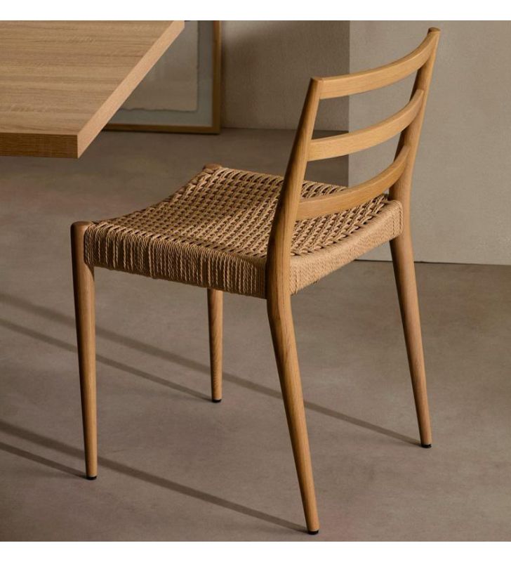 Chaises-de-salle-à-manger-en-bois-naturel