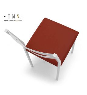 chaise-pour-petite-table