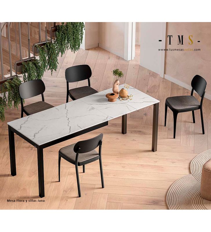 conjunto-mesa-Flora-y-sillas-Jana