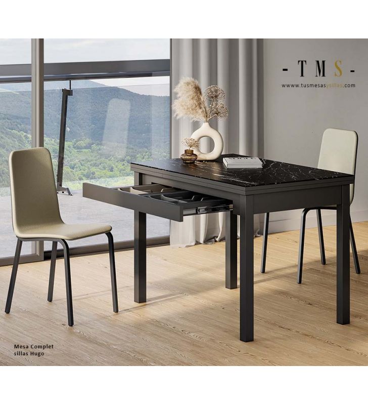 Ensemble complet table et chaises Hugo