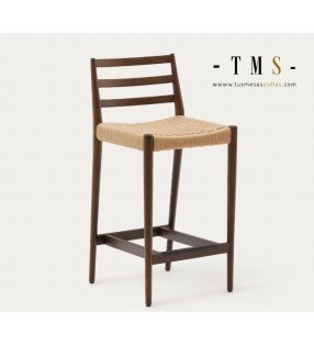 Taburete-alto-Analy-70cm-altura-roble-color-nogal