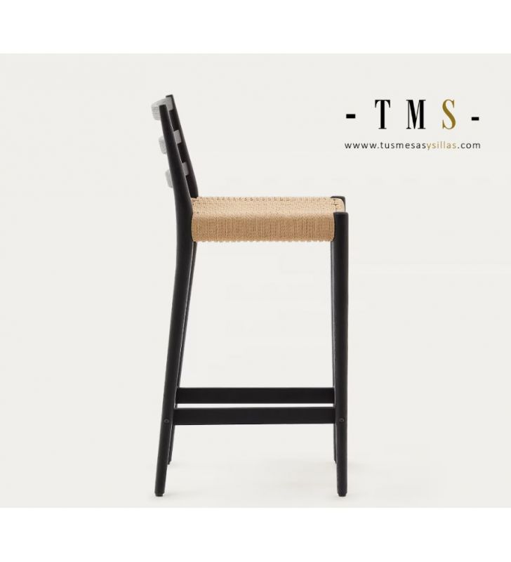 tabouret-avec-assise-en-corde-tressée