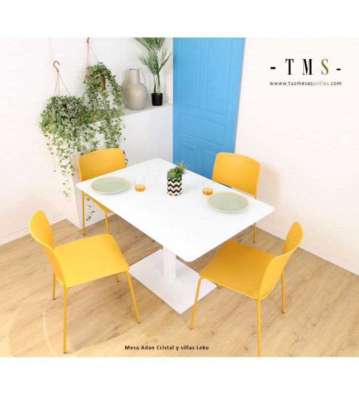 table-pratique-de-cuisine-blanche