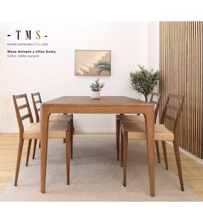 Maesa-fija-en-madera-oscura